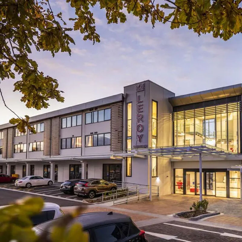 Sobre Easton Hotel Suministros