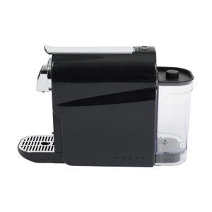 Mini cafetera en la habitación del hotel